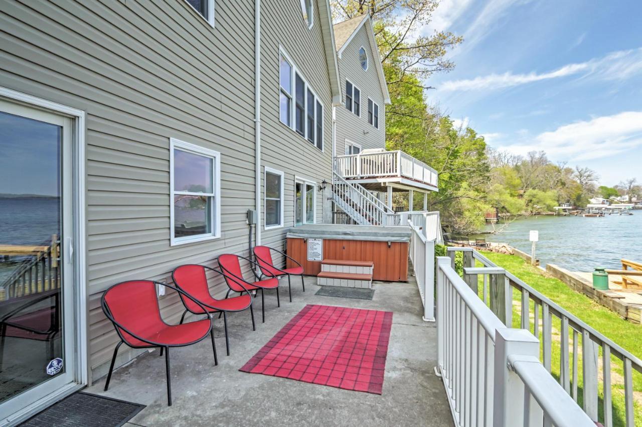 Waterfront Seneca Lake House Fire Pit And Boat Dock Geneva Zewnętrze zdjęcie